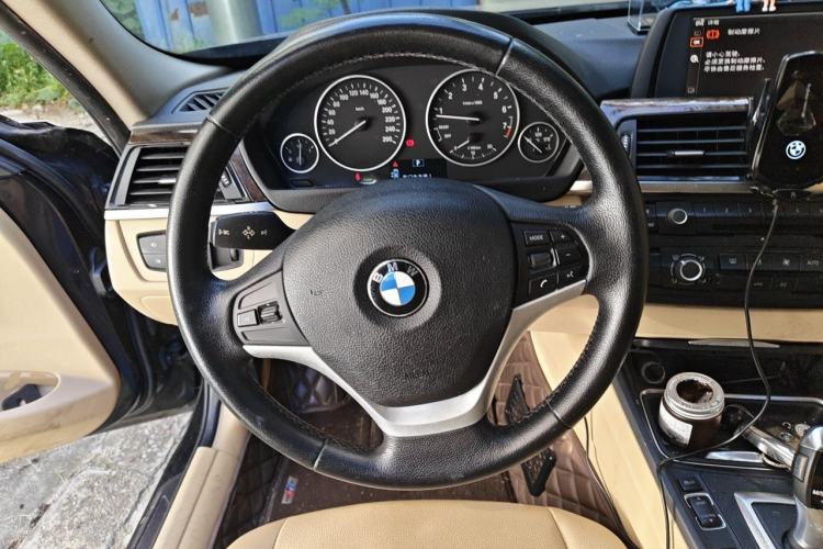 Used BMW 3 Series 2013 320Li Fashion Model Steering Wheel