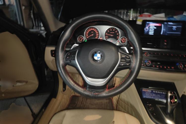 Used BMW 3 Series 2013 Facelift 320Li Fashion Design Package Steering Wheel