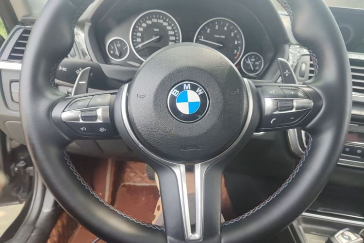 Used BMW 3 Series 2013 Facelift 320Li Fashion Design Package Steering Wheel