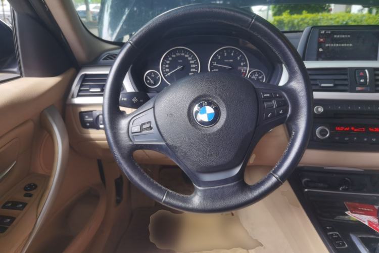 Used BMW 3 Series 2013 320i Sport Edition Steering Wheel
