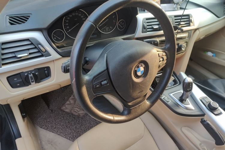 Used BMW 3 Series 2013 320i Sport Edition Steering Wheel