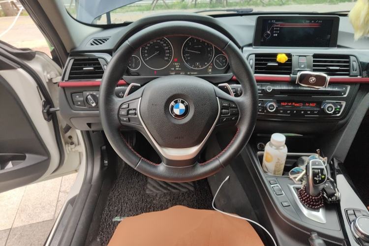 Used BMW 3 Series 2013 328i Sport Design Package Steering Wheel