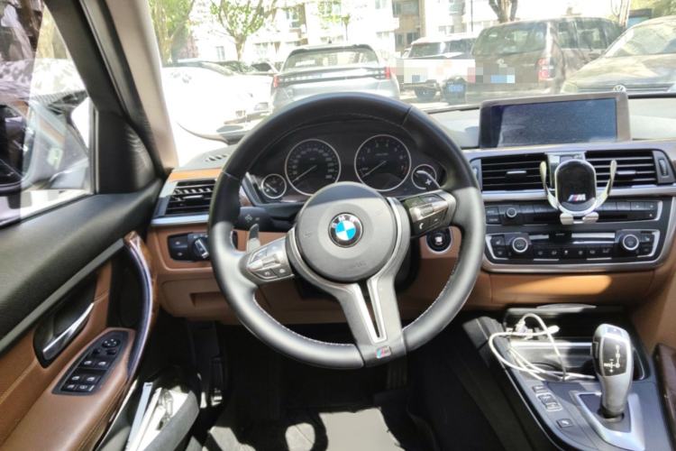 Used BMW 3 Series 2013 Facelift 320Li Fashion Design Package Steering Wheel