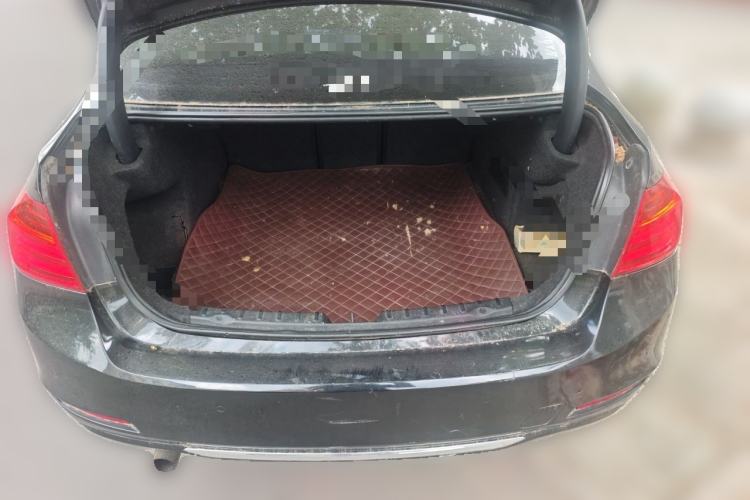 Used BMW 3 Series 2013 320Li Fashion Model Trunk