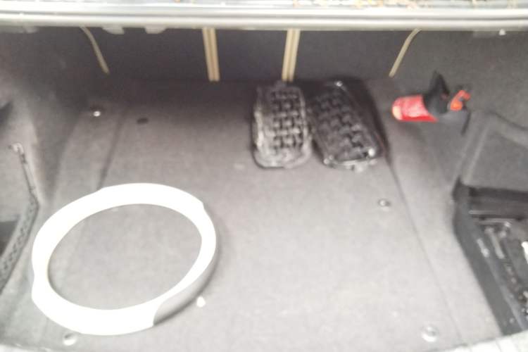 Used BMW 3 Series 2013 320Li Fashion Model Trunk
