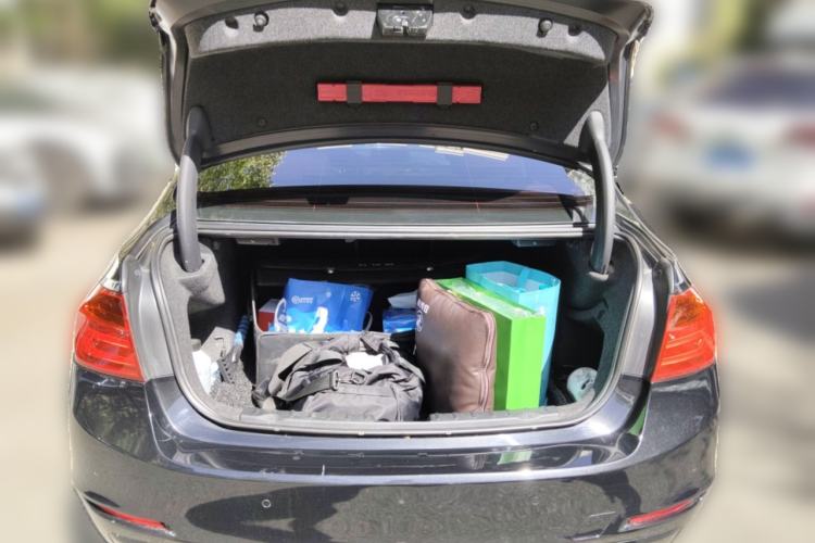 Used BMW 3 Series 2013 Facelift 320Li Fashion Design Package Trunk