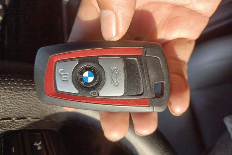 Used BMW 3 Series 2013 320i Sport Design Package Vehicle Key