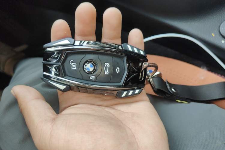 Used BMW 3 Series 2013 328i Sport Design Package Vehicle Key