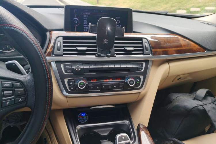 Used BMW 3 Series 2013 328Li Luxury Design Package Audio And AC Panel