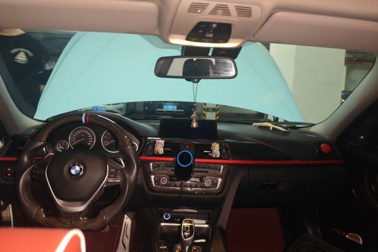 Used BMW 3 Series 2013 328i Sport Design Package Center Console