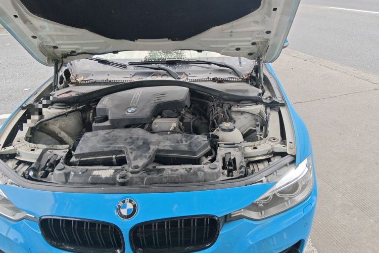 Used BMW 3 Series 2013 328i Sport Design Package Engine Bay Left