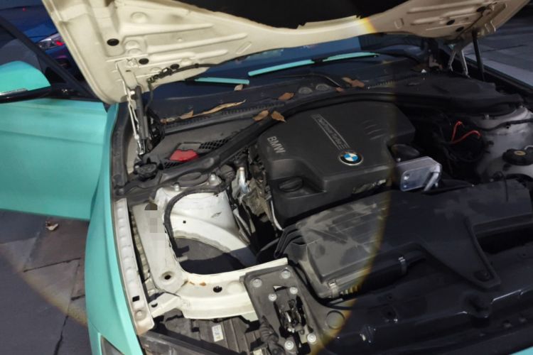 Used BMW 3 Series 2013 320i Sport Design Package Engine Bay Right