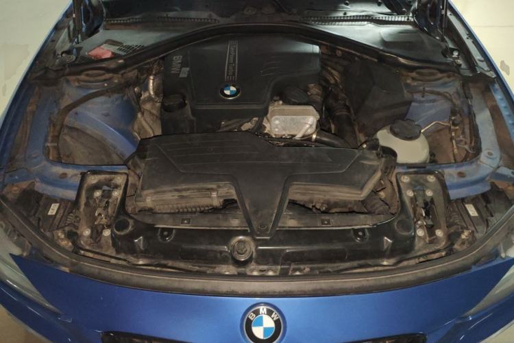 Used BMW 3 Series 2013 Facelifted 328i Sport Design Package Engine Bay