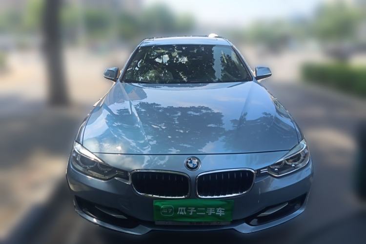 Used BMW 3 Series 2013 320i Sport Design Package Front