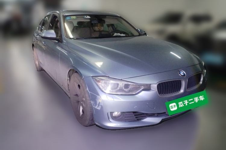 Used BMW 3 Series 2013 320i Sport Edition Front Right 45 Deg