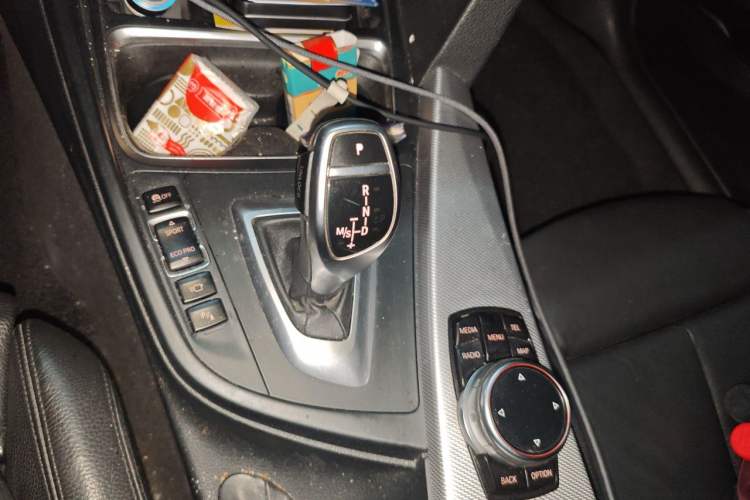 Used BMW 3 Series 2013 Facelifted 328i Sport Design Package Gear Lever