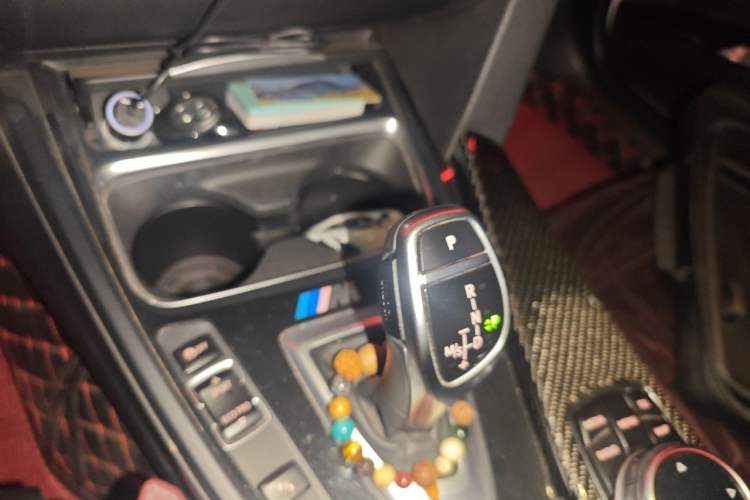 Used BMW 3 Series 2013 328i Sport Design Package Gear Lever