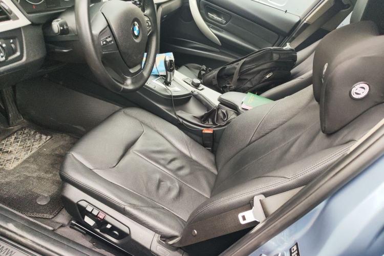 Used BMW 3 Series 2013 320i Sport Edition Left Front Seat