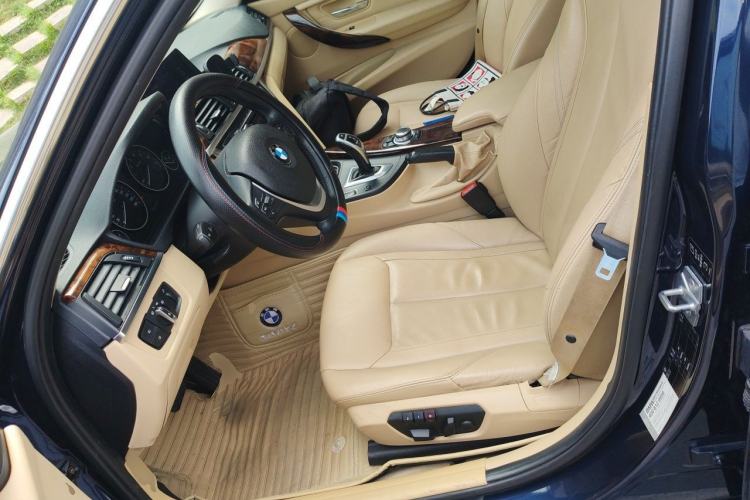 Used BMW 3 Series 2013 328Li Luxury Design Package Left Front Seat