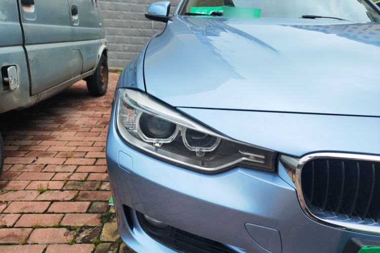 Used BMW 3 Series 2013 320i Sport Edition Right Front Headlight