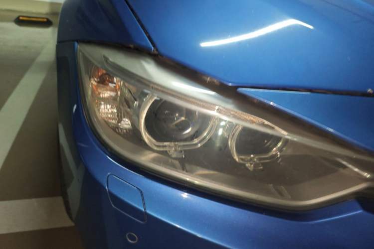 Used BMW 3 Series 2013 Facelifted 328i Sport Design Package Right Front Headlight