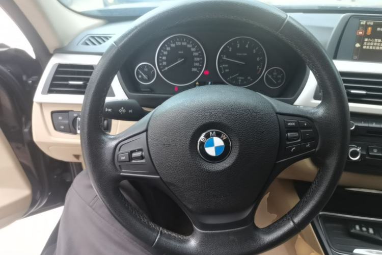 Used BMW 3 Series 2013 316i Active Edition Steering Wheel