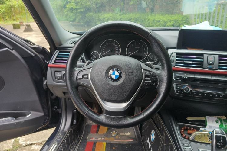 Used BMW 3 Series 2013 320i Sport Design Package Steering Wheel