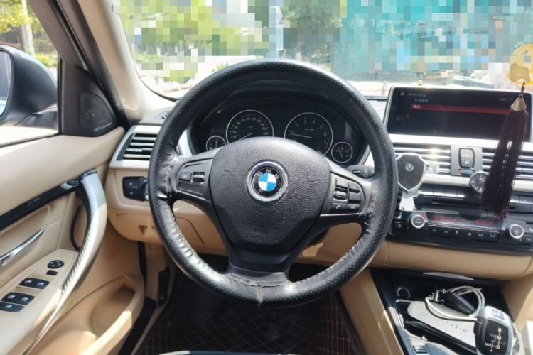Used BMW 3 Series 2013 320i Sport Edition Steering Wheel