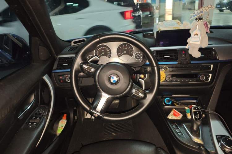 Used BMW 3 Series 2013 Facelifted 328i Sport Design Package Steering Wheel