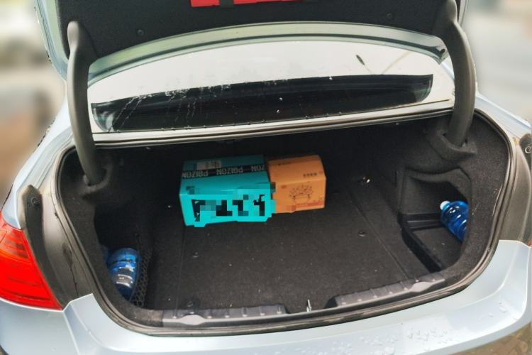 Used BMW 3 Series 2013 320i Sport Edition Trunk