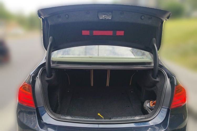 Used BMW 3 Series 2013 328Li Luxury Design Package Trunk