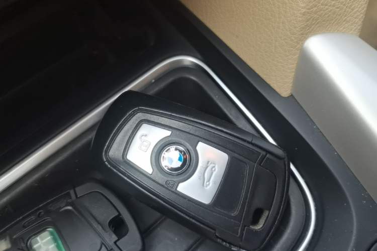 Used BMW 3 Series 2013 316i Active Edition Vehicle Key