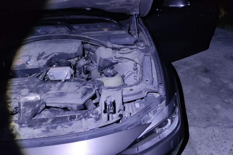 Used BMW 3 Series 2013 Restyled 328i M Sport Edition Engine Bay Left