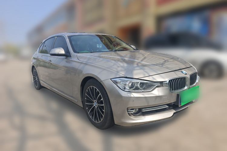 Used BMW 3 Series 2013 Facelift 320Li Fashion Design Package Front Right 45 Deg