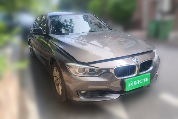 Used BMW 3 Series 2013 320i Sport Edition Front Right 45 Deg
