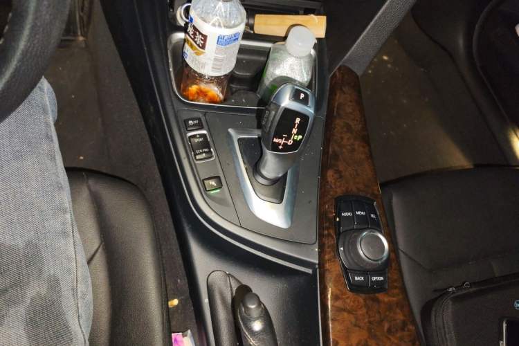 Used BMW 3 Series 2013 320Li Fashion Model Gear Lever