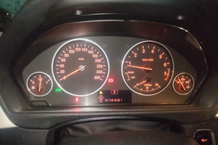 Used BMW 3 Series 2013 320i Sport Edition Instrument Cluster