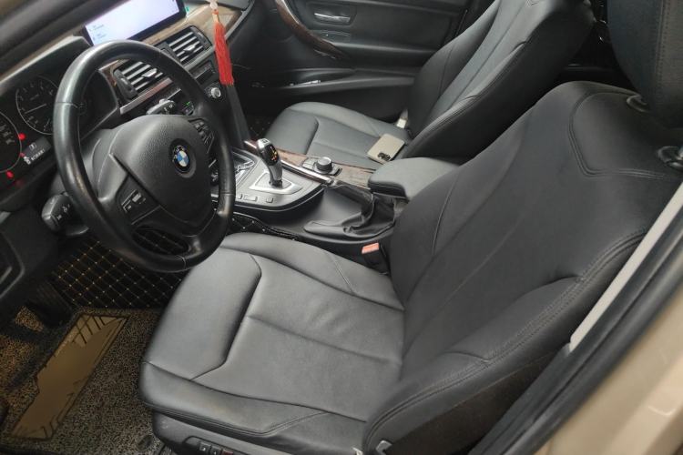 Used BMW 3 Series 2013 320Li Fashion Model Left Front Seat