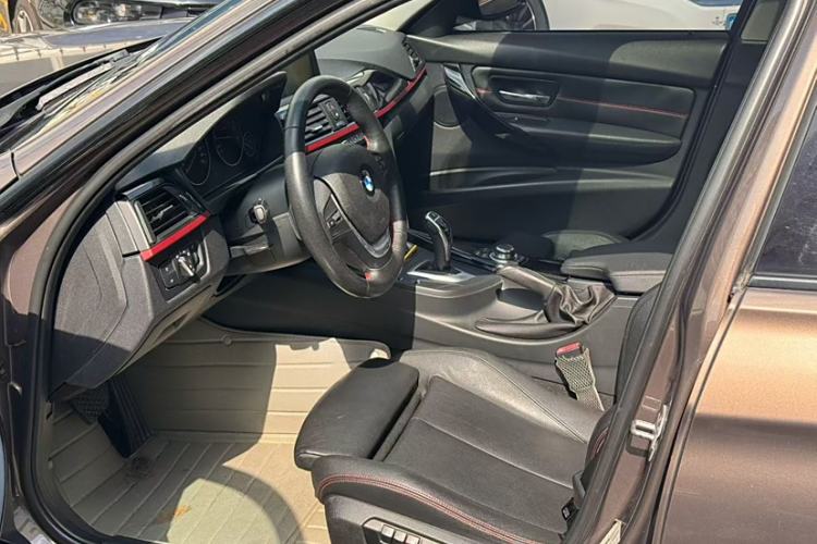 Used BMW 3 Series 2013 Restyled 320i Sport Design Package Left Front Seat