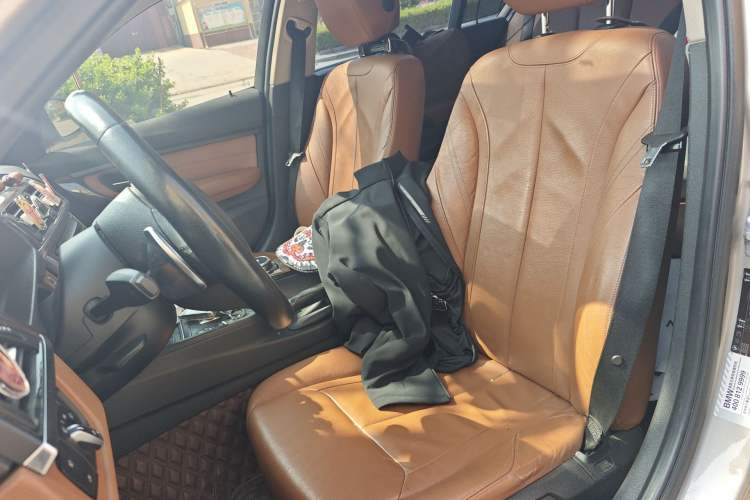Used BMW 3 Series 2013 Facelift 320Li Fashion Design Package Left Front Seat