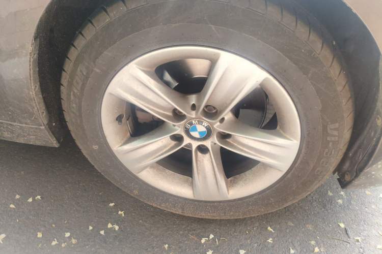 Used BMW 3 Series 2013 320i Sport Edition Right Front Wheel Hub