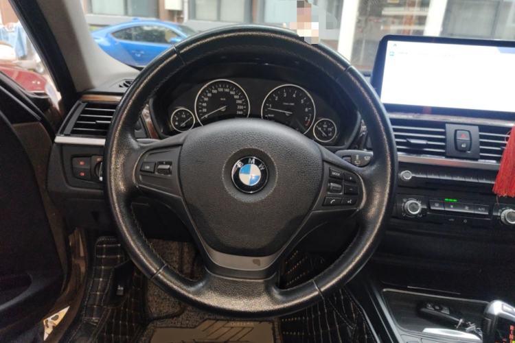 Used BMW 3 Series 2013 320Li Fashion Model Steering Wheel