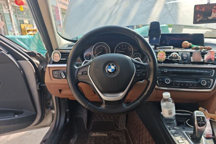 Used BMW 3 Series 2013 Facelift 320Li Fashion Design Package Steering Wheel