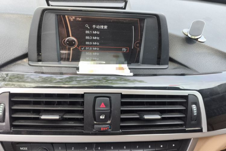 Used BMW 3 Series 2013 320i Sport Edition Audio And AC Panel