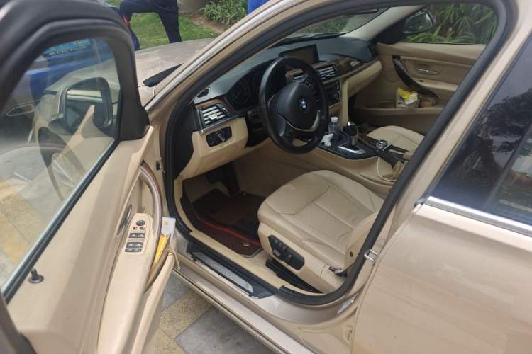 Used BMW 3 Series 2013 Facelifted 320Li Luxury Design Package Driver Seat