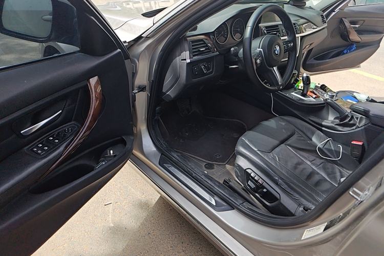 Used BMW 3 Series 2013 320Li Luxury Design Package Driver Seat