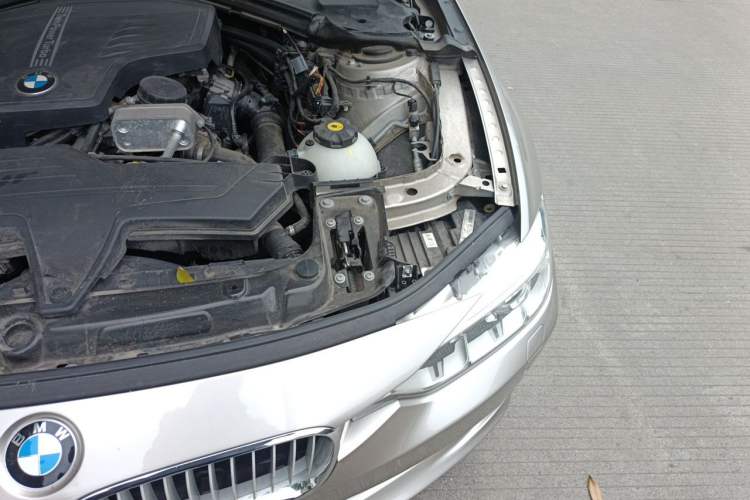 Used BMW 3 Series 2013 320Li Fashion Design Package Engine Bay Left