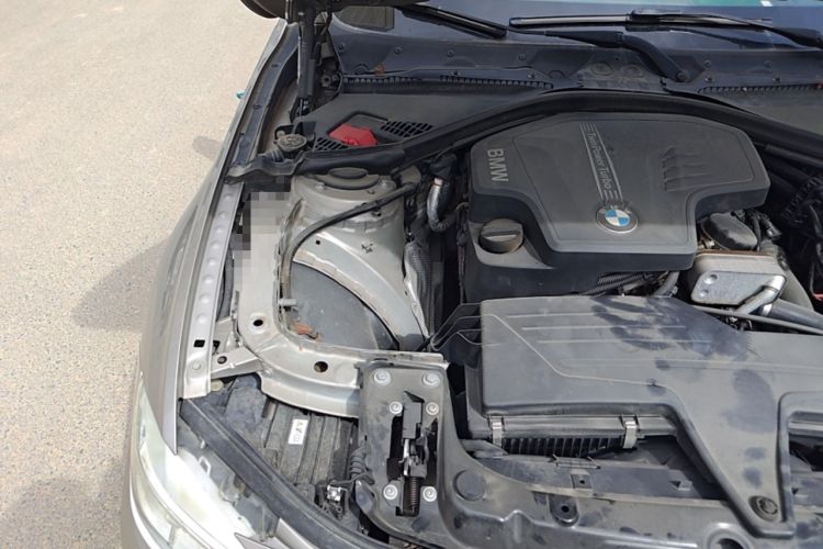 Used BMW 3 Series 2013 320Li Luxury Design Package Engine Bay Right