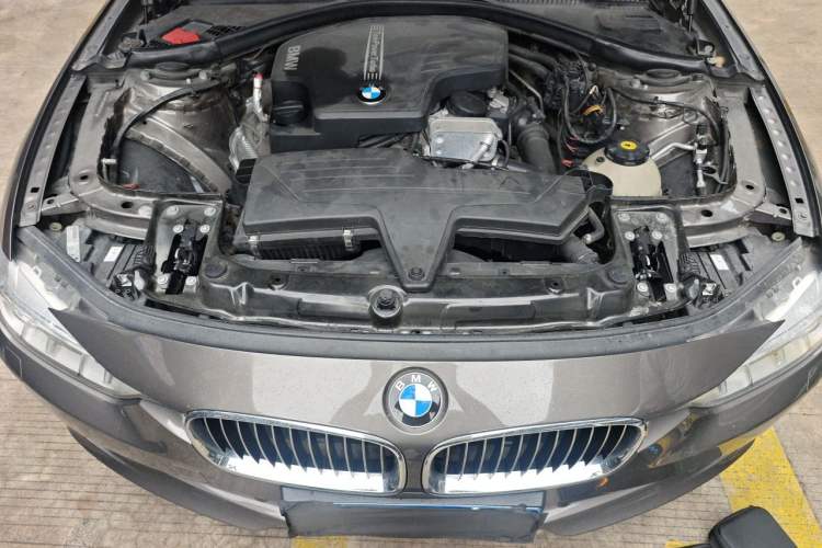 Used BMW 3 Series 2013 Facelifted 320Li Luxury Design Package Engine Bay