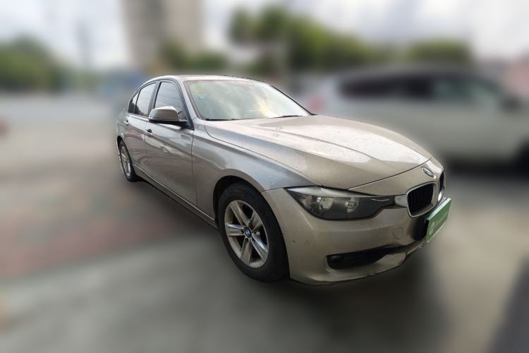 Used BMW 3 Series 2013 320i Active Edition Front Right 45 Deg